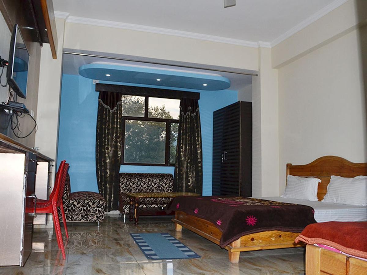 Oyo 37525 Hotel Mall Palace Pithorāgarh Екстериор снимка