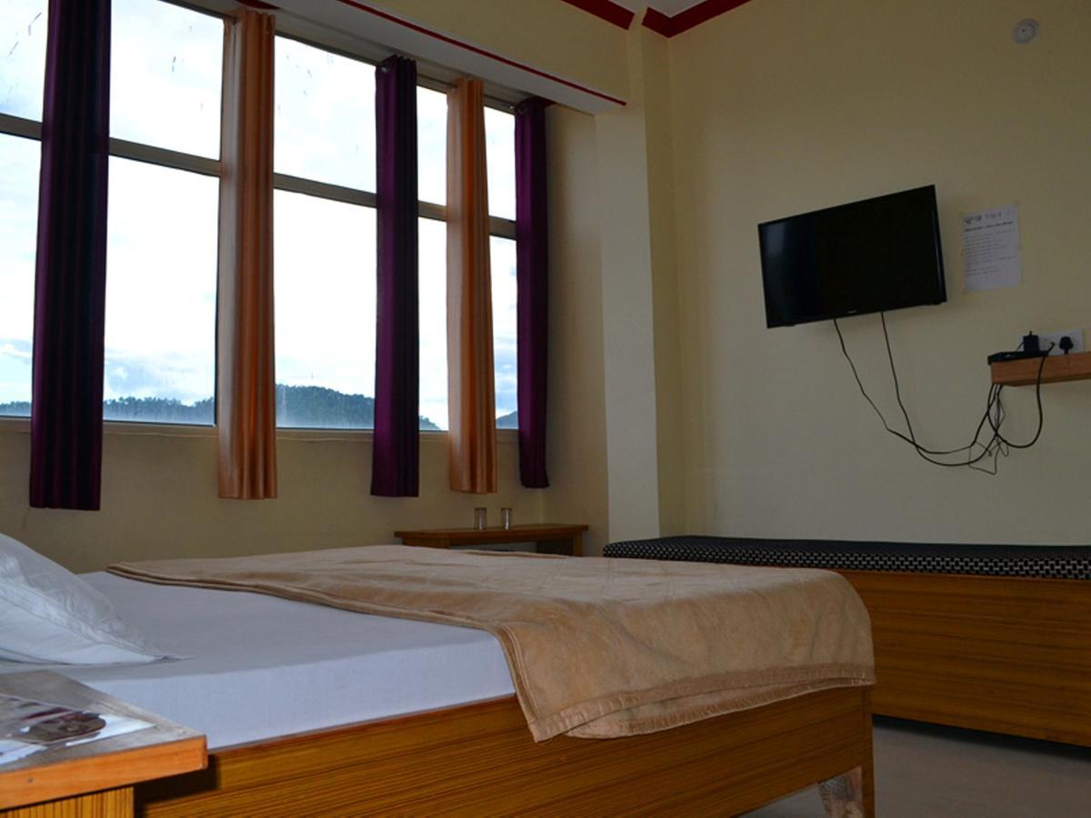 Oyo 37525 Hotel Mall Palace Pithorāgarh Екстериор снимка