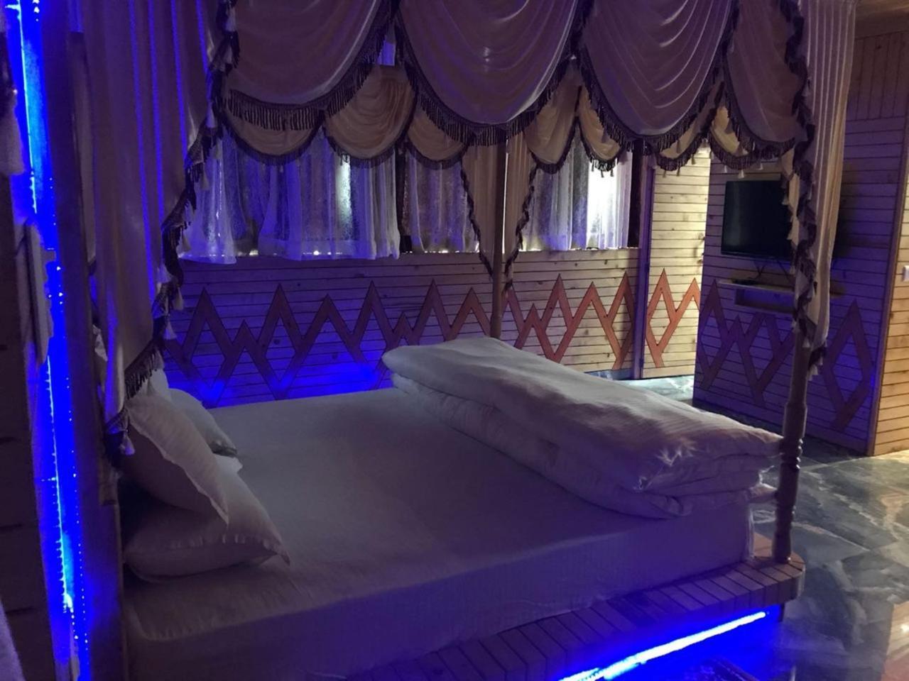 Oyo 37525 Hotel Mall Palace Pithorāgarh Екстериор снимка