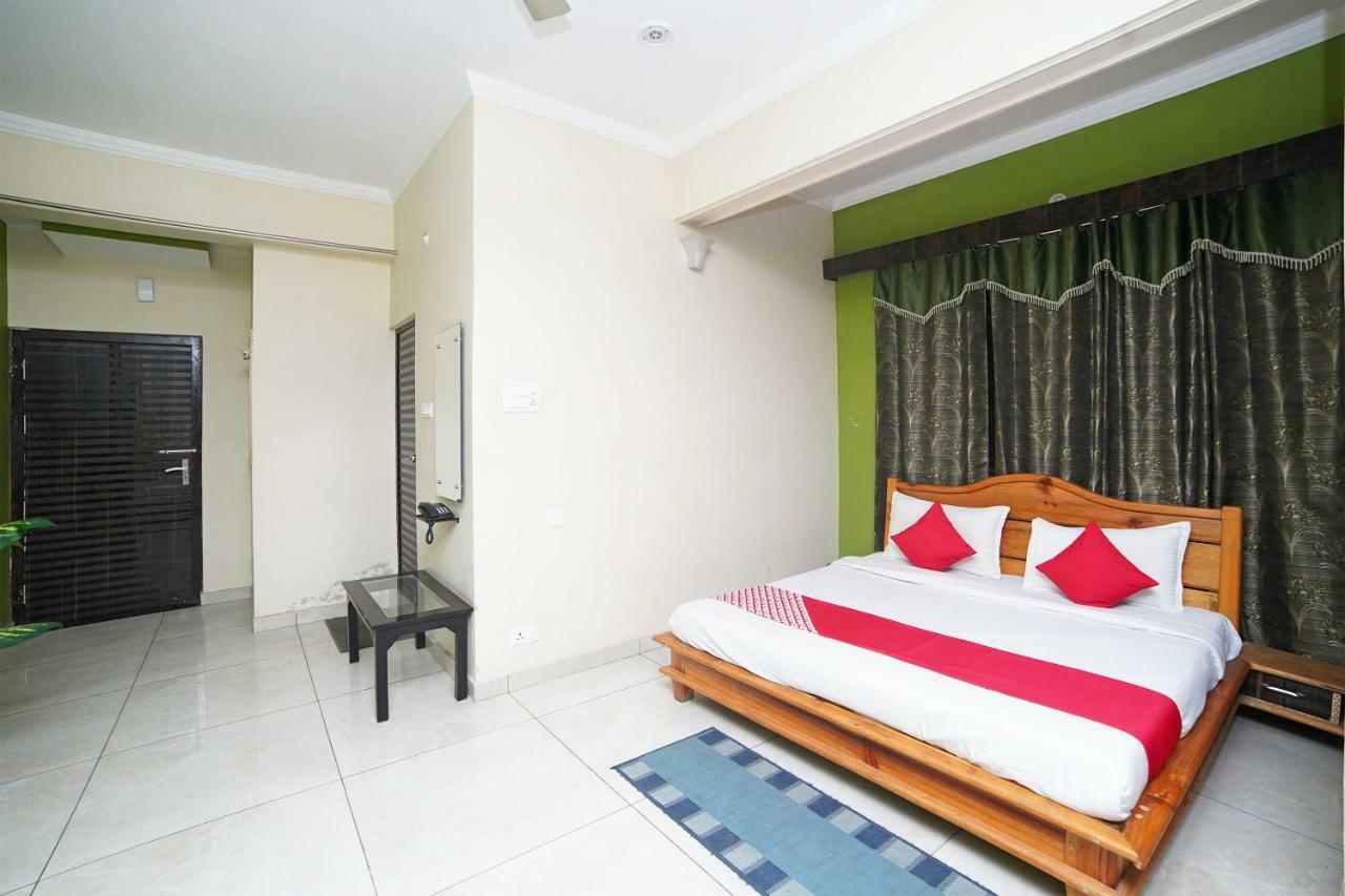 Oyo 37525 Hotel Mall Palace Pithorāgarh Екстериор снимка