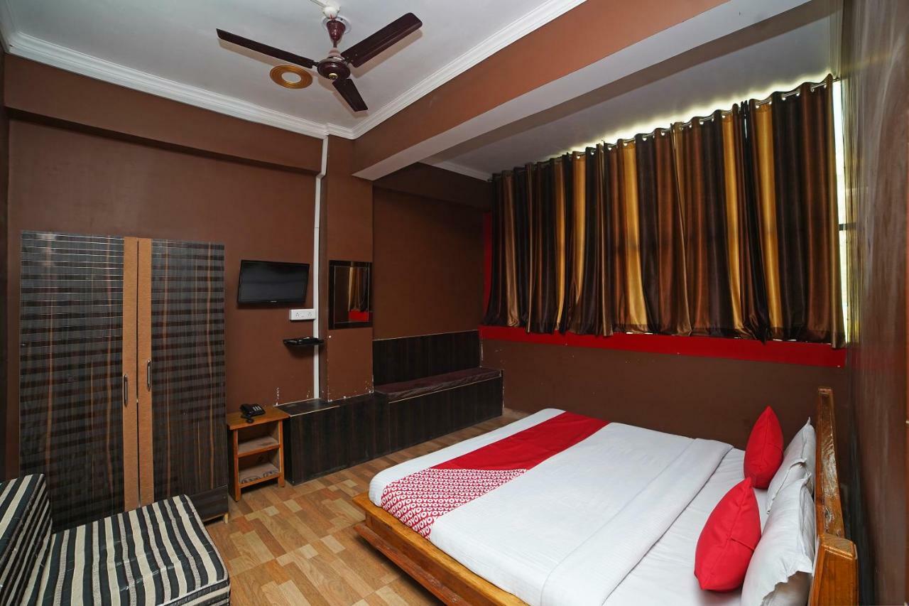Oyo 37525 Hotel Mall Palace Pithorāgarh Екстериор снимка