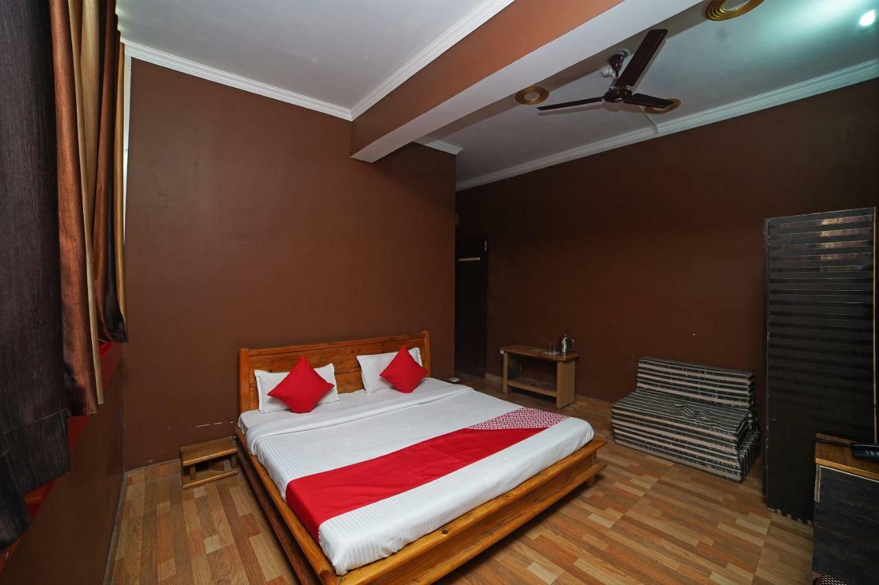 Oyo 37525 Hotel Mall Palace Pithorāgarh Екстериор снимка