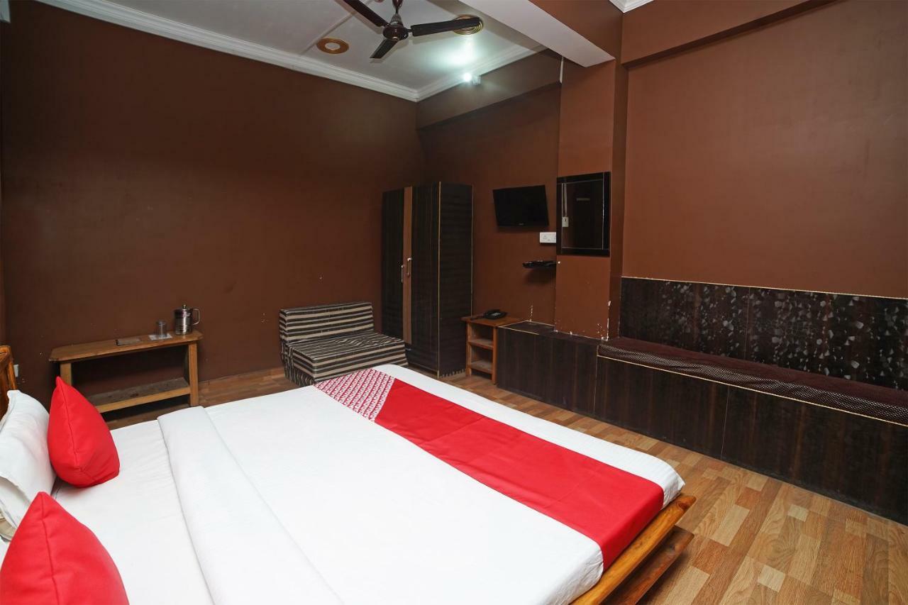 Oyo 37525 Hotel Mall Palace Pithorāgarh Екстериор снимка