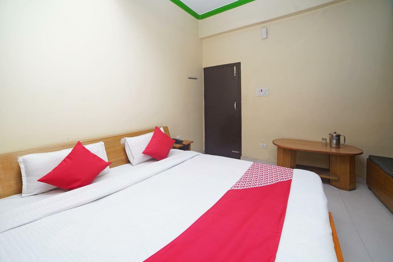 Oyo 37525 Hotel Mall Palace Pithorāgarh Екстериор снимка