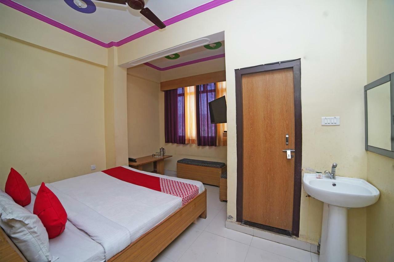Oyo 37525 Hotel Mall Palace Pithorāgarh Екстериор снимка
